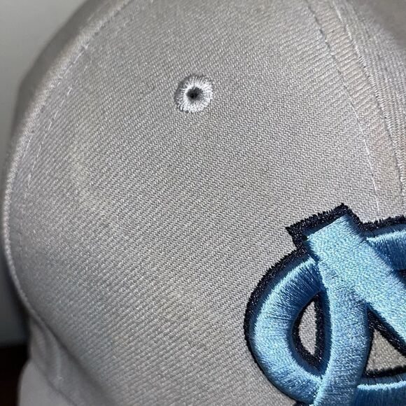 UNC North Carolina Tar Heels fitted high crown New era gray baseball cap stained - Picture 2 of 5